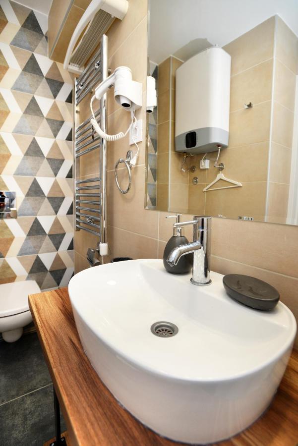 River&Bike Apartment With Free Electric Bike Belgrad Dış mekan fotoğraf